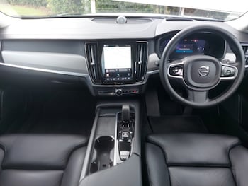 Used Volvo V90 2023 for sale - 78841885: Photo