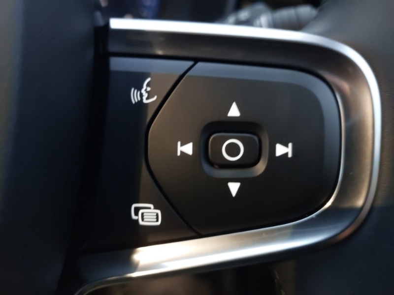 Used Volvo XC40 2025 for sale - 76970234: Photo 14