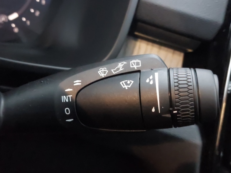 Used Volvo XC40 2025 for sale - 76970234: Photo 16