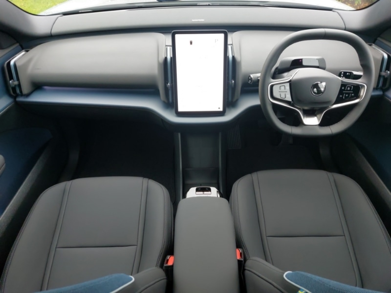 Used Volvo EX30 2025 for sale - 76264593: Photo 2