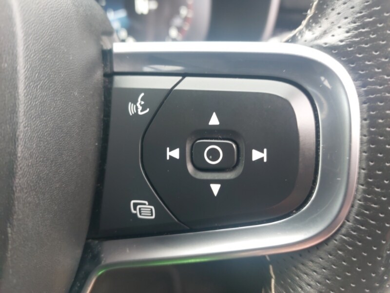 Used Volvo XC40 2021 for sale - 76054999: Photo 17