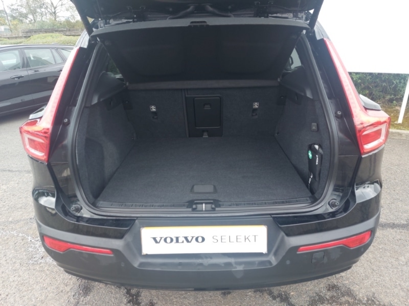 Used Volvo XC40 2021 for sale - 76054999: Photo 8