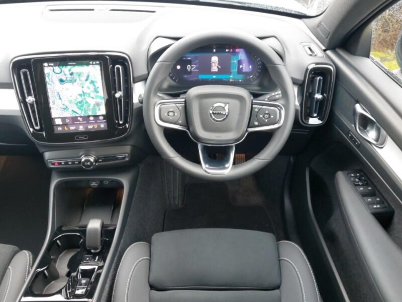 Used Volvo XC40 2025 for sale - 77815885: Photo 7