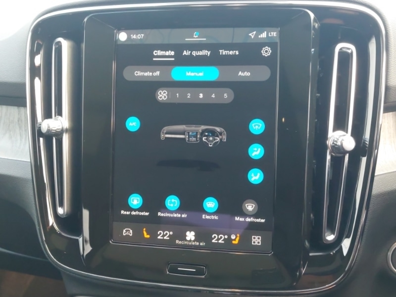 Used Volvo XC40 2025 for sale - 76556432: Photo 19