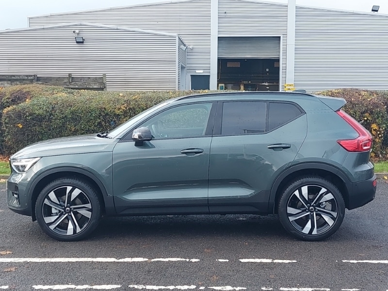 Used Volvo XC40 2025 for sale - 76556432: Photo 4