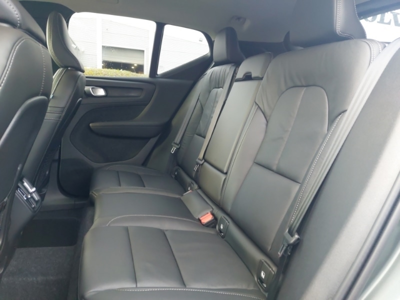 Used Volvo XC40 2025 for sale - 76556432: Photo 6