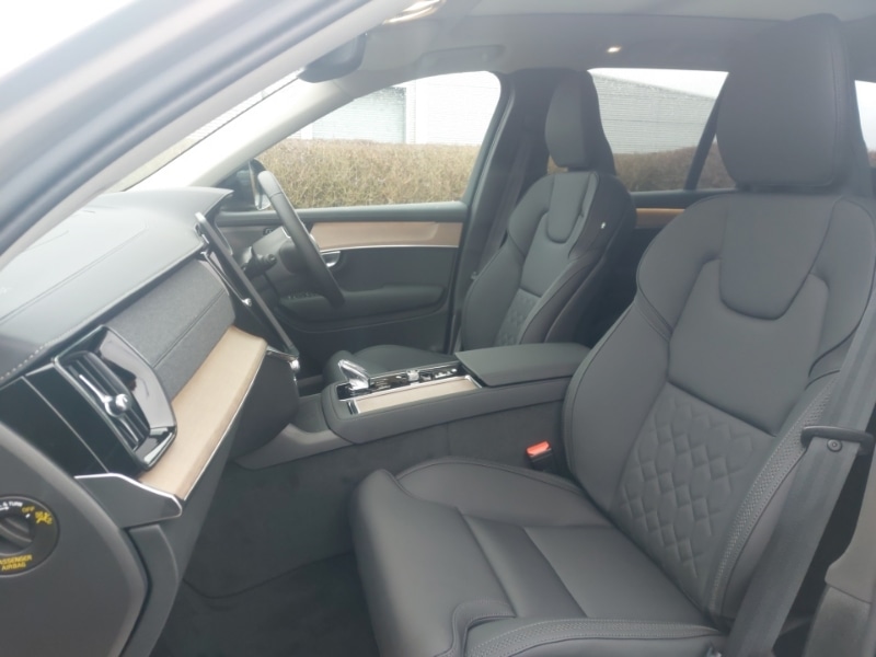 Used Volvo XC90 2025 for sale - 78125637: Photo 5