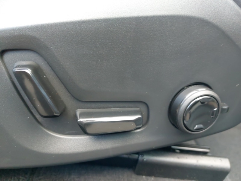 Used Volvo XC60 2025 for sale - 77307992: Photo 12