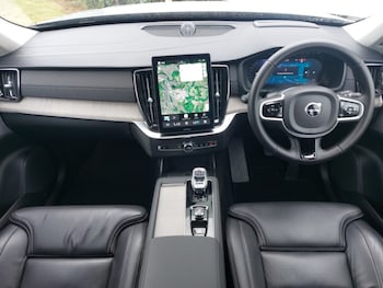 Used Volvo XC90 2025 for sale - 79386993: Photo