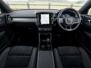 Used Volvo XC40 2024 for sale - 74248612: Photo