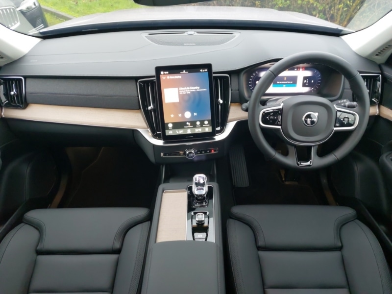 Used Volvo XC90 2025 for sale - 77483854: Photo 2