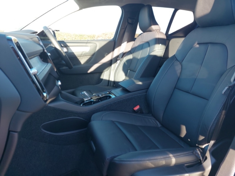 Used Volvo XC40 2025 for sale - 76579119: Photo 5