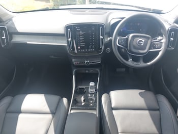 Used Volvo XC40 2025 for sale - 79618281: Photo