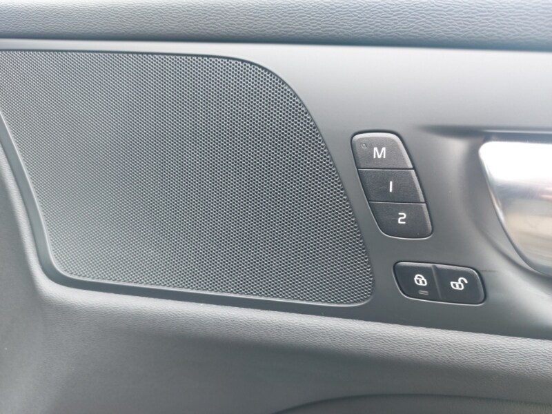 Used Volvo V60 2025 for sale - 78178868: Photo 13