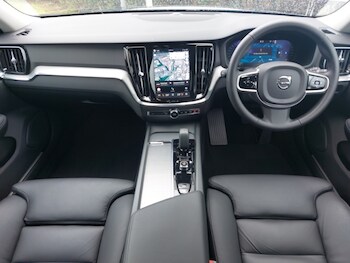 Used Volvo V60 2025 for sale - 78178868: Photo