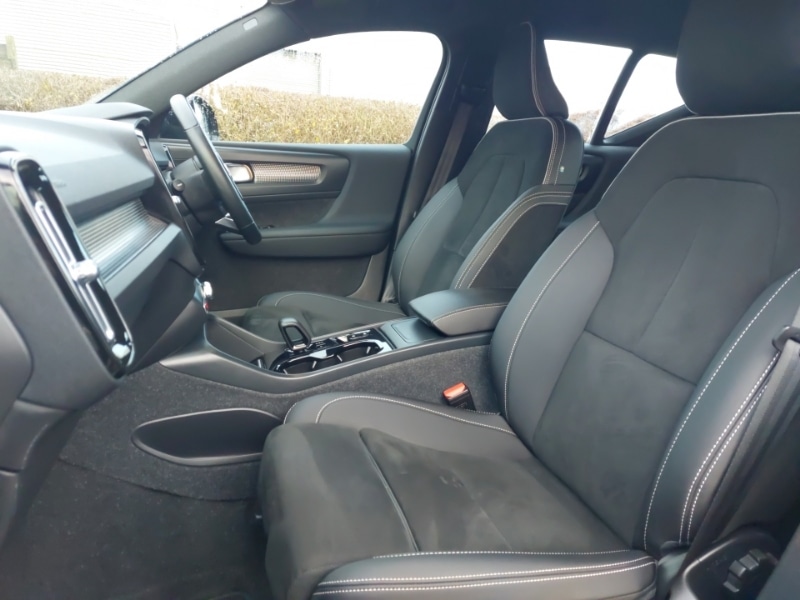 Used Volvo XC40 2022 for sale - 76983170: Photo 5