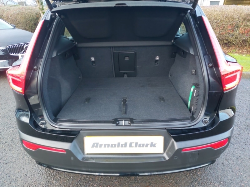 Used Volvo XC40 2022 for sale - 76983170: Photo 8