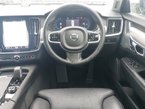 Used Volvo V90 2023 for sale - 74910763: Photo 7
