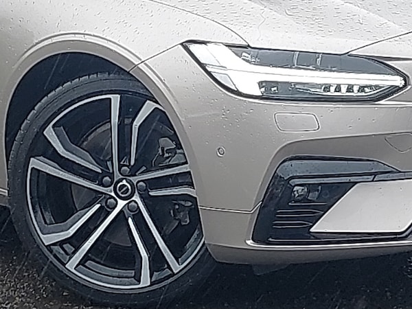 Used Volvo V90 2023 for sale - 74910763: Photo 9