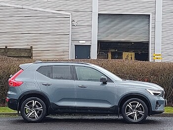 Used Volvo XC40 2023 for sale - 77466296: Photo