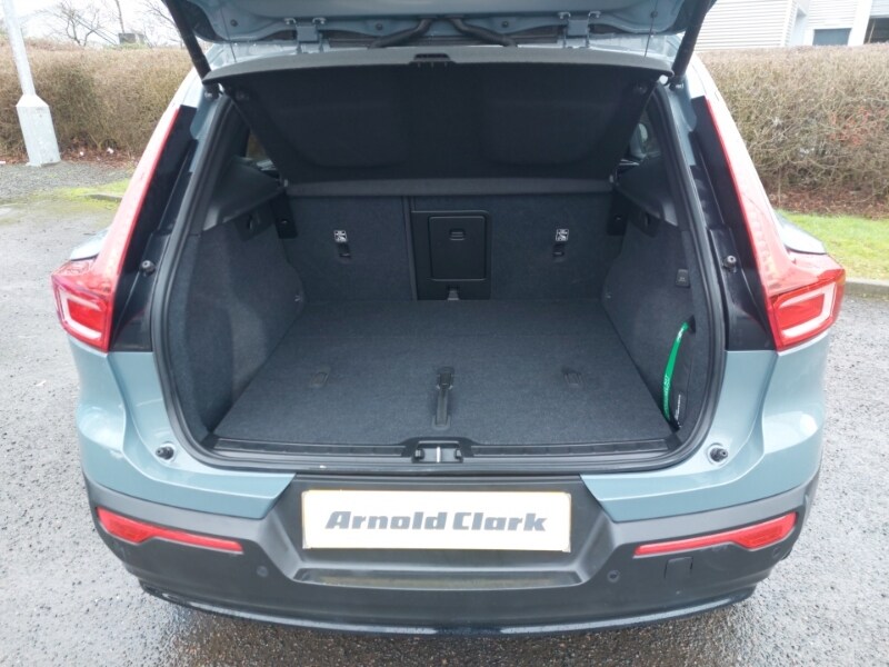 Used Volvo XC40 2023 for sale - 77466296: Photo 8