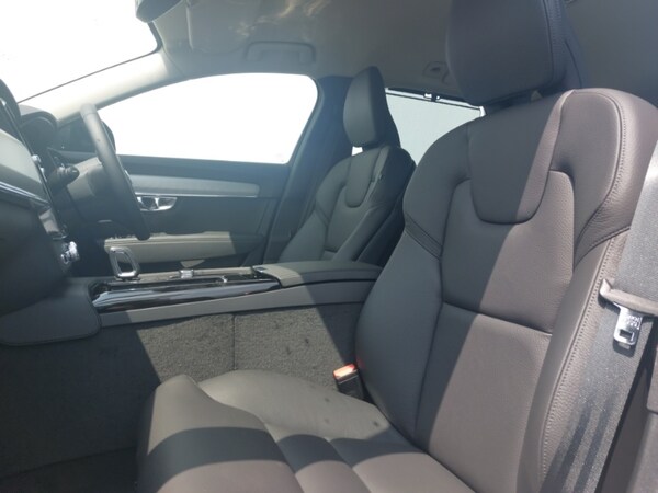 Used Volvo V90 2025 for sale - 74933361: Photo 5