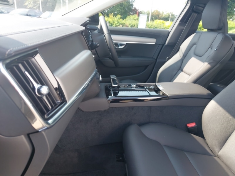 Used Volvo V90 2025 for sale - 77963996: Photo 5