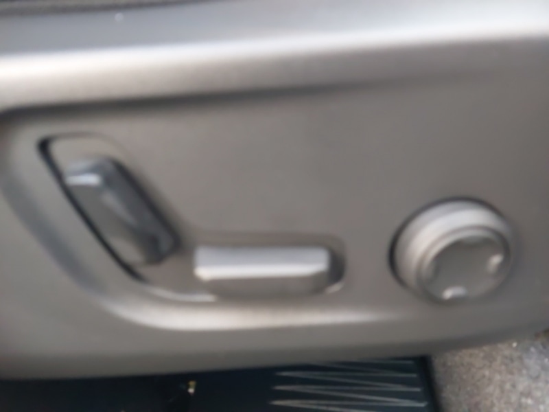 Used Volvo XC40 2025 for sale - 77024687: Photo 12