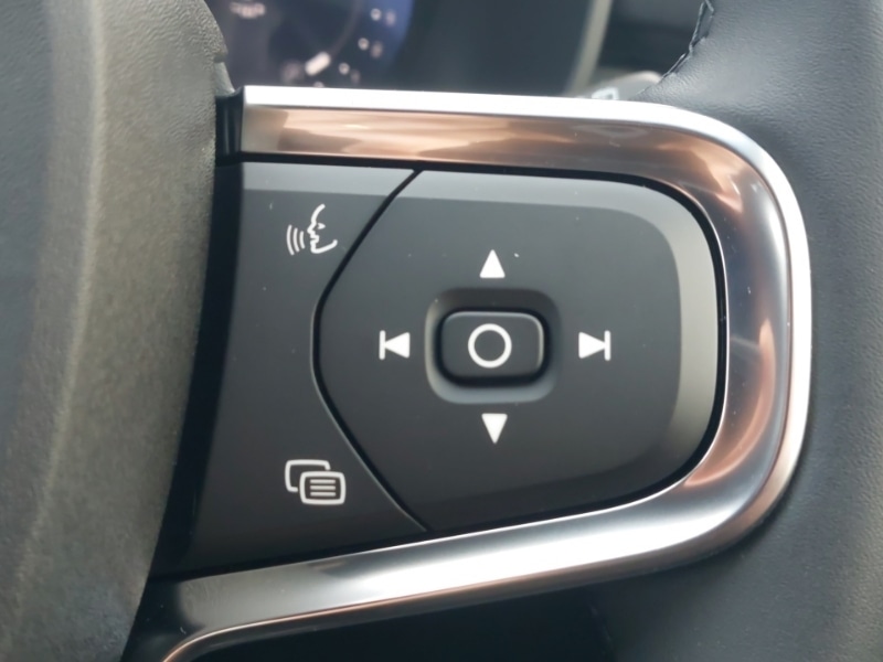 Used Volvo XC40 2025 for sale - 77024687: Photo 16