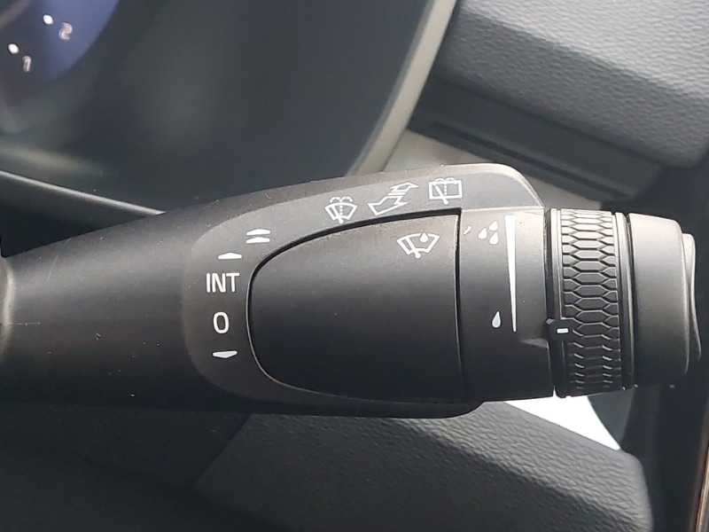 Used Volvo XC40 2025 for sale - 77024687: Photo 17