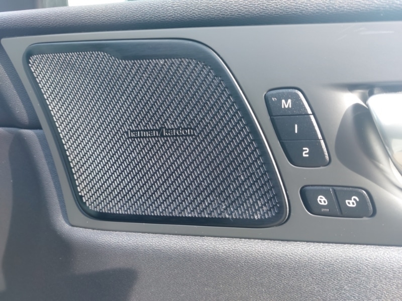 Used Volvo XC60 2023 for sale - 78169520: Photo 13