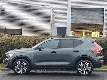 Used Volvo XC40 2025 for sale - 76571609: Photo