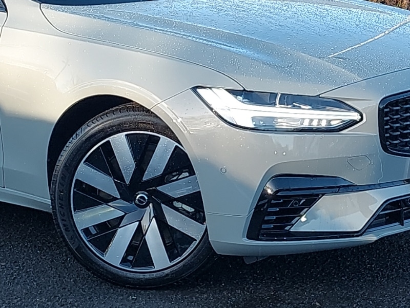 Used Volvo V90 2025 for sale - 77458131: Photo 9