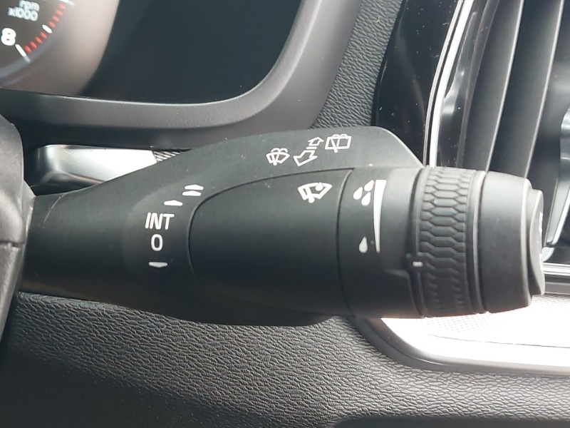 Used Volvo V60 2021 for sale - 76983064: Photo 17