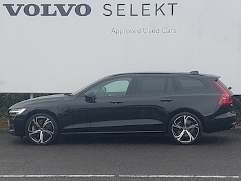 Used Volvo V60 2022 for sale - 75989396: Photo
