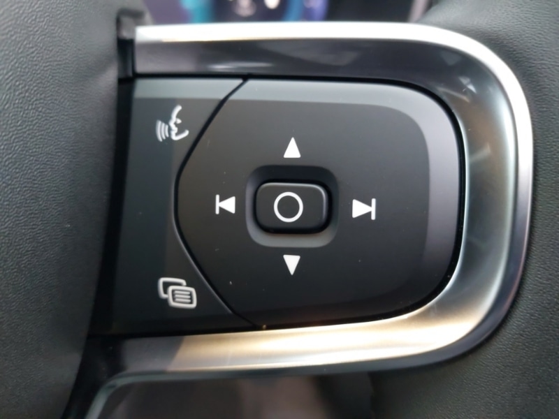 Used Volvo XC40 2025 for sale - 77197664: Photo 17