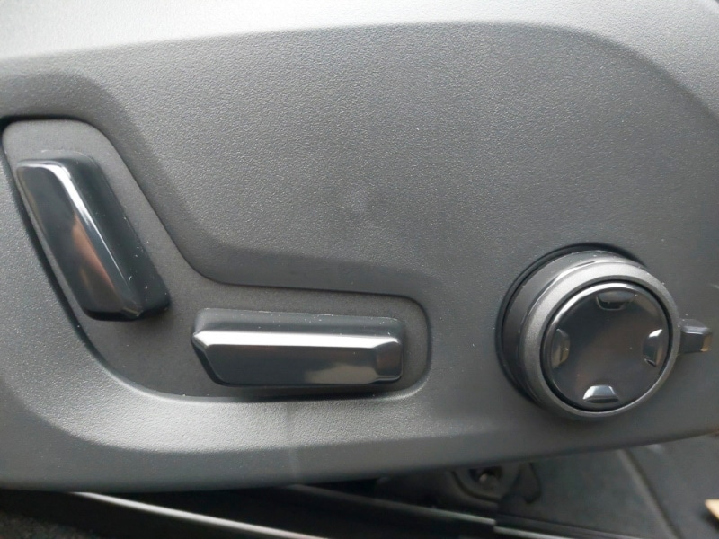 Used Volvo XC60 2025 for sale - 77751775: Photo 10