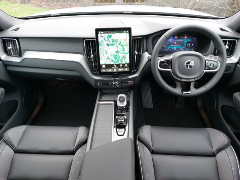 Used Volvo XC60 2025 for sale - 77308002: Photo 2