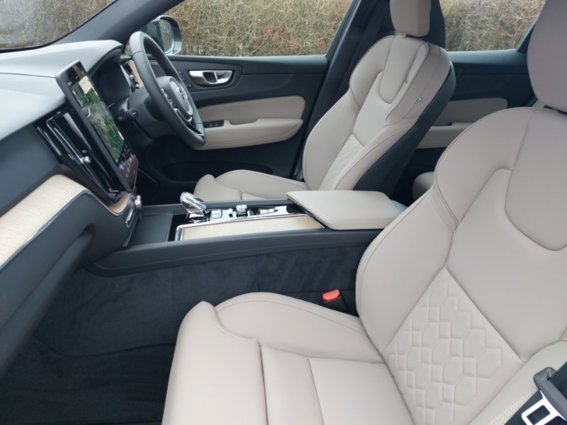 Used Volvo XC60 2025 for sale - 77466303: Photo 5