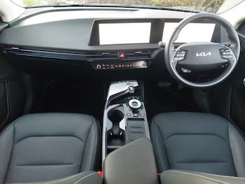 Used Kia EV6 2024 for sale - 77090336: Photo