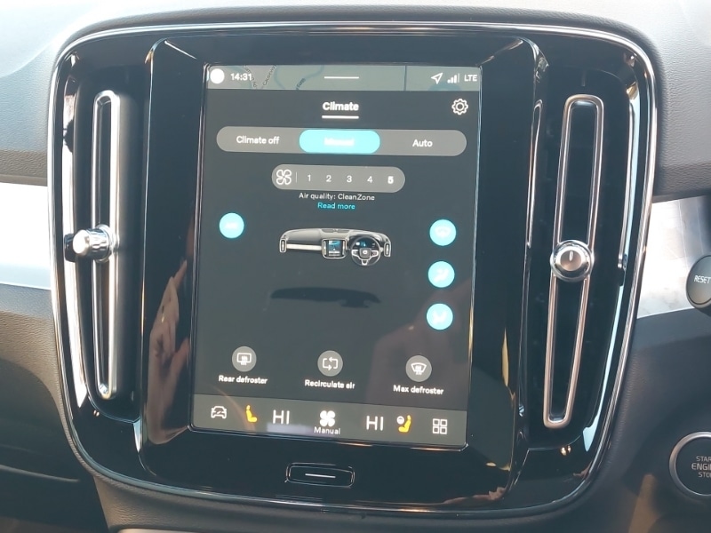 Used Volvo XC40 2025 for sale - 76639056: Photo 18