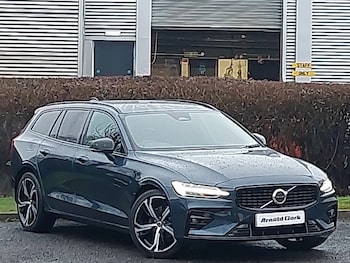 2025 - 2.0 B4P Plus Dark 5dr Auto [7 speed]