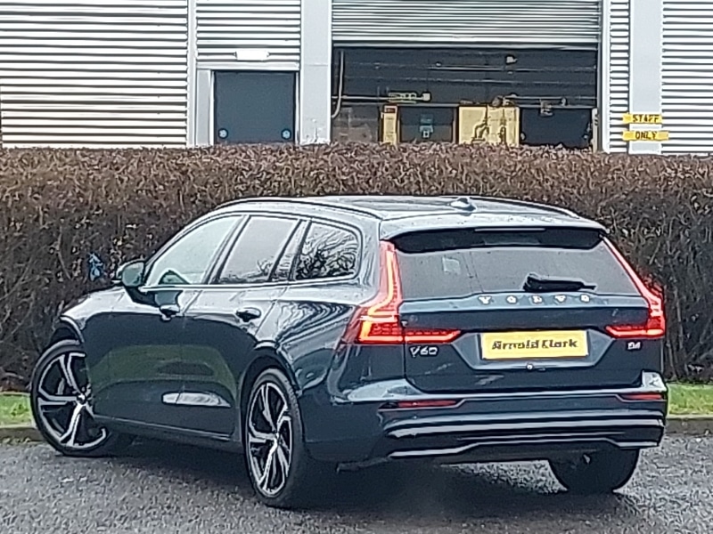 Used Volvo V60 2025 for sale - 77183399: Photo 3