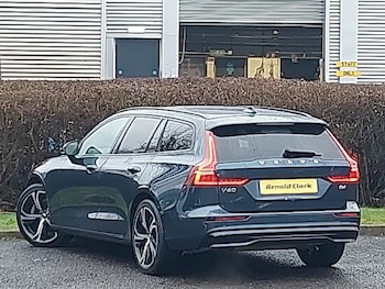 Used Volvo V60 2025 for sale - 77183399: Photo