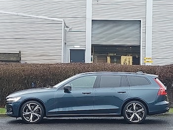 Used Volvo V60 2025 for sale - 77183399: Photo