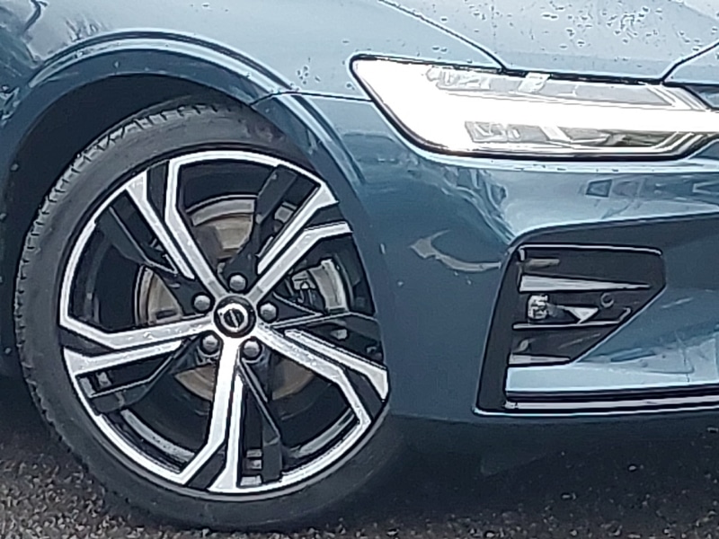 Used Volvo V60 2025 for sale - 77183399: Photo 9