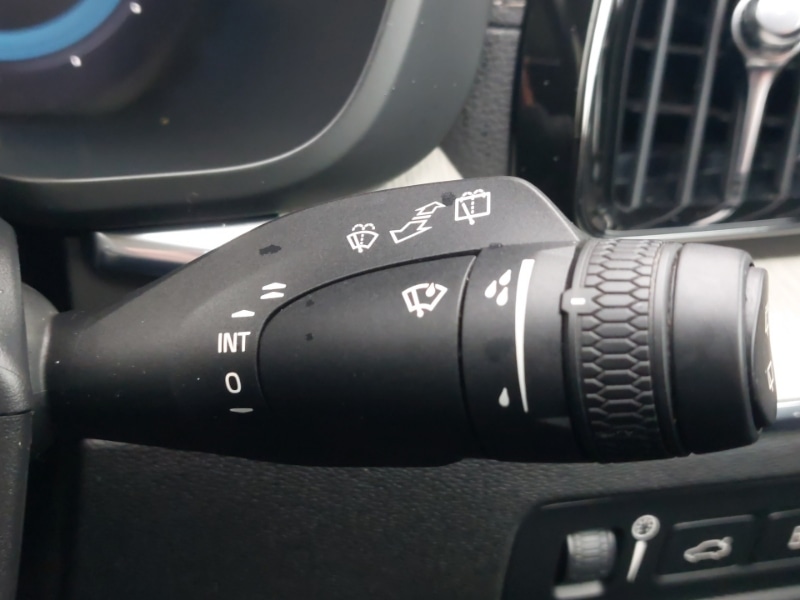 Used Volvo XC60 2022 for sale - 77837635: Photo 16