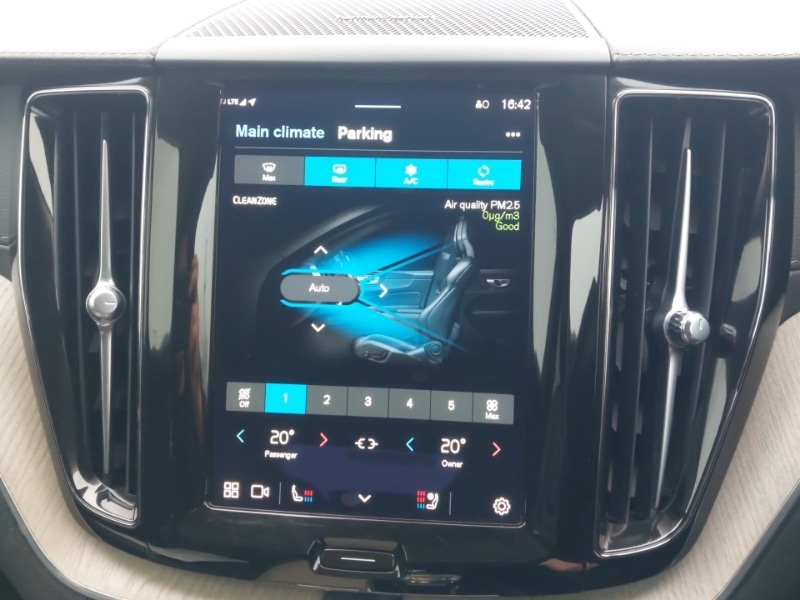 Used Volvo XC60 2022 for sale - 77837635: Photo 19