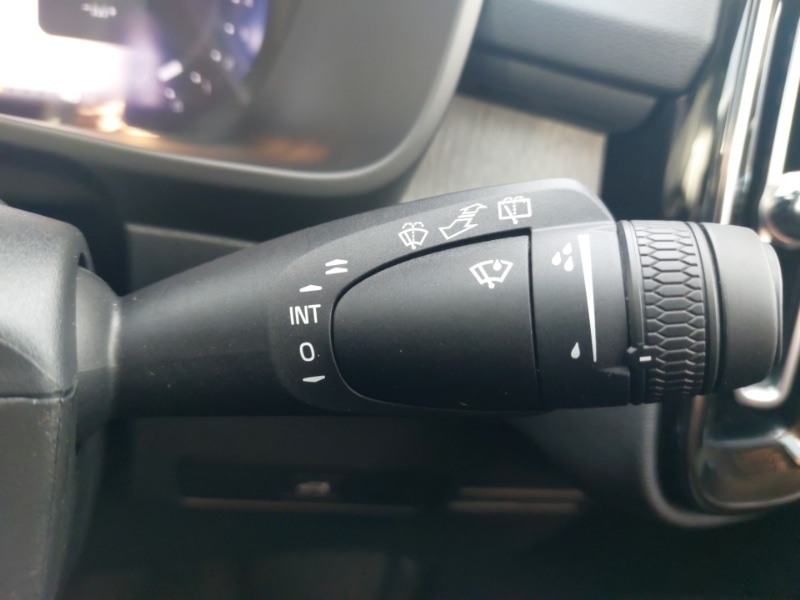 Used Volvo XC40 2025 for sale - 76556357: Photo 16