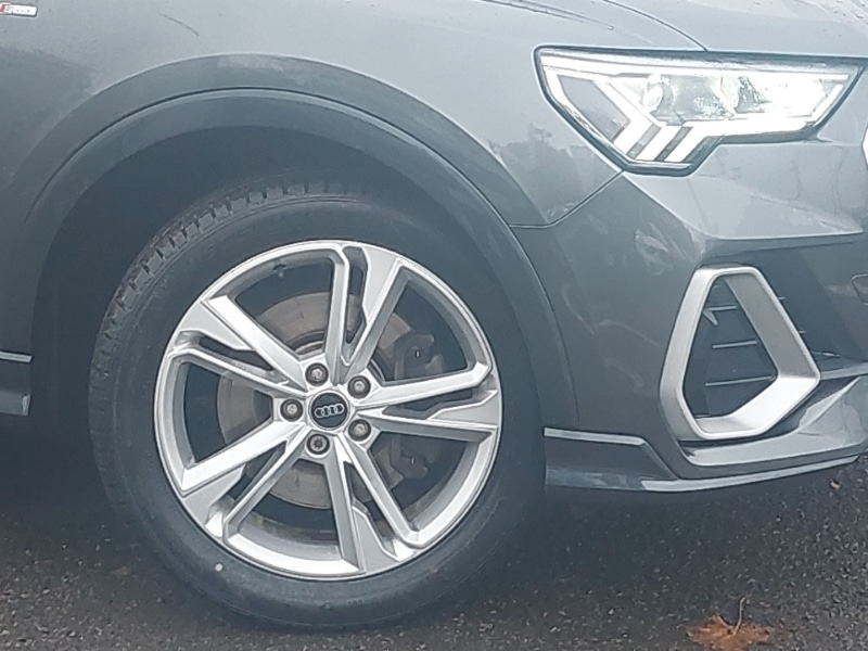 Used Audi Q3 2023 for sale - 76493453: Photo 9